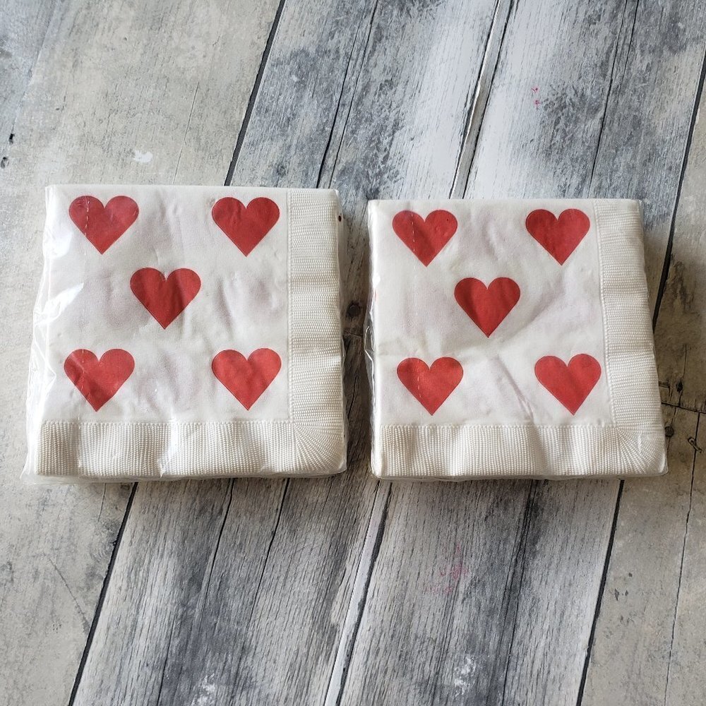 Red Heart Cocktail / Dessert Napkins 20 napkins per package